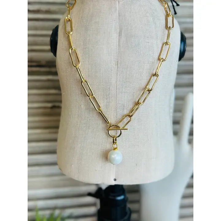 Pearl Gold Toggle Necklace